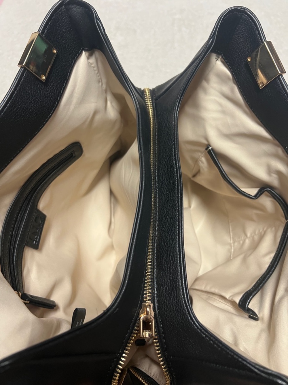 I.N.C. International Concepts
Trippii Chain Tote - Picture 5 of 5